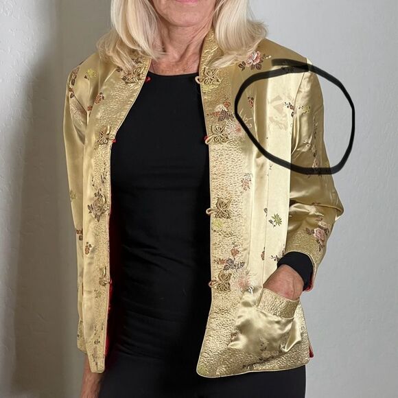 Silk Jacket Quilted Red Gold Boxy Split Hem 3/4 Sleeve Reversible Floral M - Picture 14 of 14